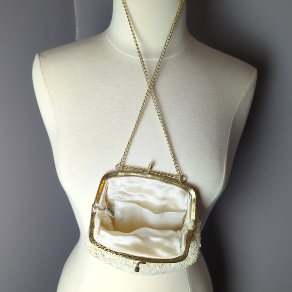 Vintage La Regale Purse - Picture 3 of 5